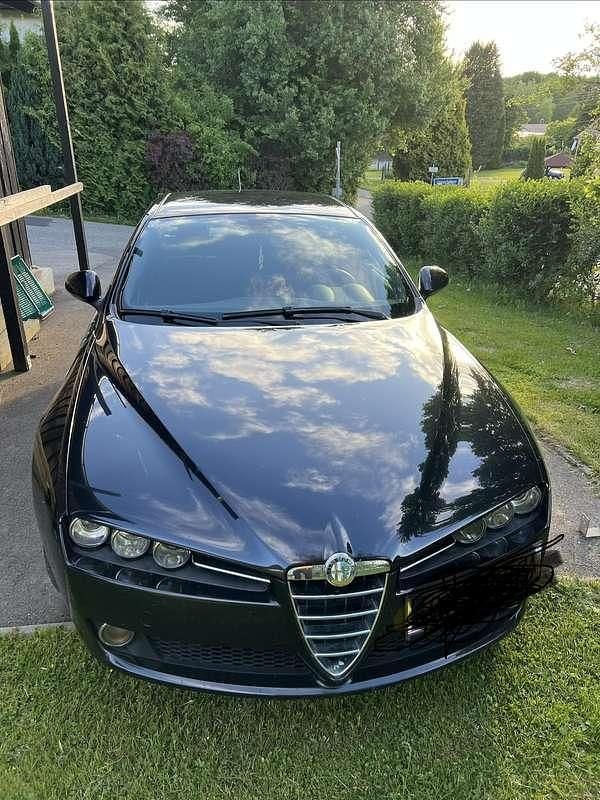 Gebraucht Alfa Romeo 159 200 PS (147 kW) 2010 Schwarz Limousine