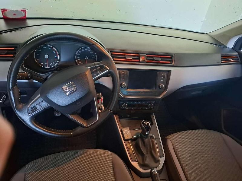 Gebraucht Seat Arona Reference 95 PS (69 kW) 2018 Grau SUV
