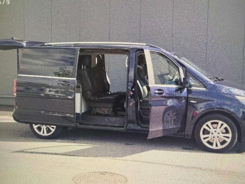 Gebraucht Mercedes E250 Avantgarde 190 PS (139 kW) 2016 Blau Kombi