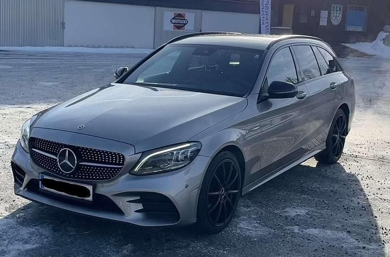 Gebraucht Mercedes C220 AMG line 194 PS (142 kW) 2019 Kombi
