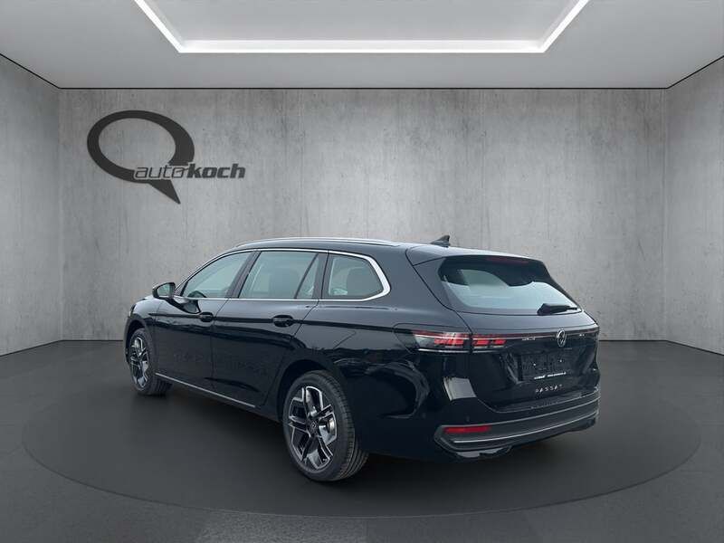 Neu VW Passat Business 150 PS (110 kW) 2025 Schwarz  metallic Kombi