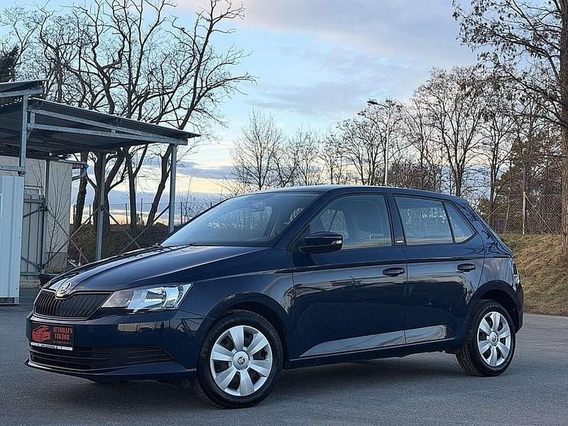 Gebraucht Skoda Fabia Joy 60 PS (44 kW) 2016 Blau Limousine