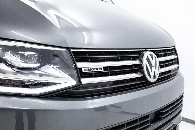 Gebraucht VW California Edition 150 PS (110 kW) 2018 Grau Van