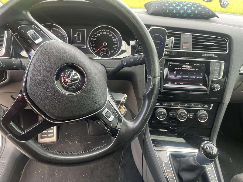 Gebraucht VW Golf VII Highline 150 PS (110 kW) 2013 Limousine