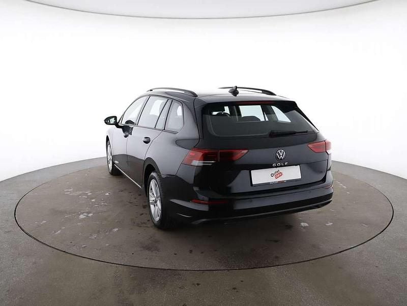 Gebraucht VW Golf VIII Life 116 PS (85 kW) 2022 Schwarz  metallicperleffektno Kombi