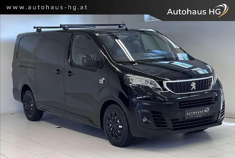 Gebraucht Peugeot Expert Premium 122 PS (89 kW) 2019 Schwarz Van