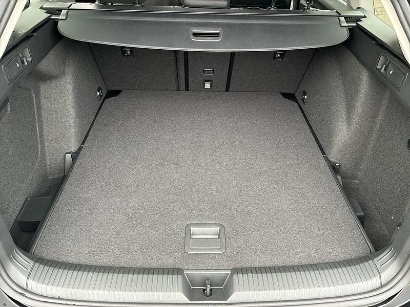 Gebraucht VW Golf VIII Business 116 PS (85 kW) 2025 Schwarz  metallic Kombi