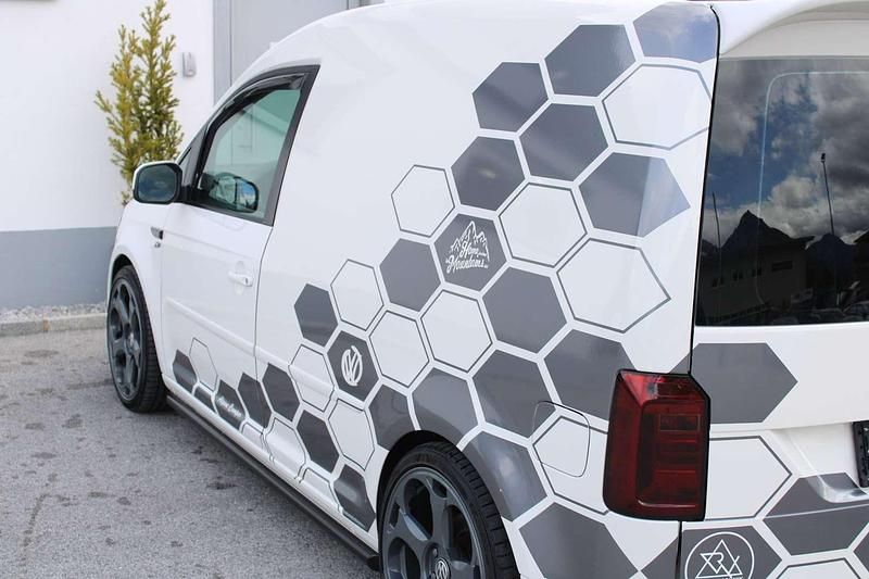 Gebraucht VW Caddy 75 PS (55 kW) 2016 Weiß Van / Kleinbus