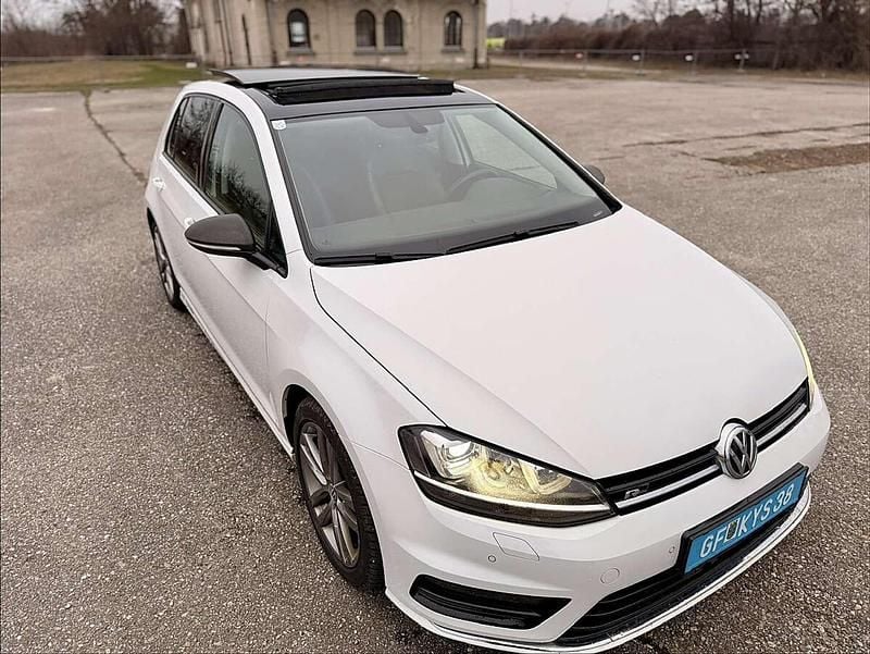 Gebraucht VW Golf VII Highline 150 PS (110 kW) 2016 Schwarz Limousine