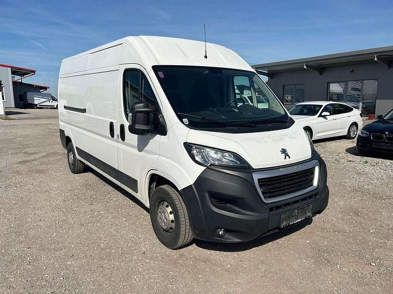 Weiß Gebraucht 2018 Peugeot Boxer Van | € 12.500 (Superpreis) - Bild 1/4