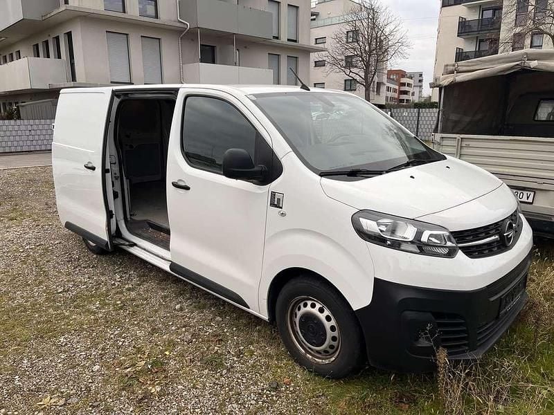Gebraucht Opel Vivaro-e Combi Enjoy 56 kW (77 PS) 2022 Weiß Van