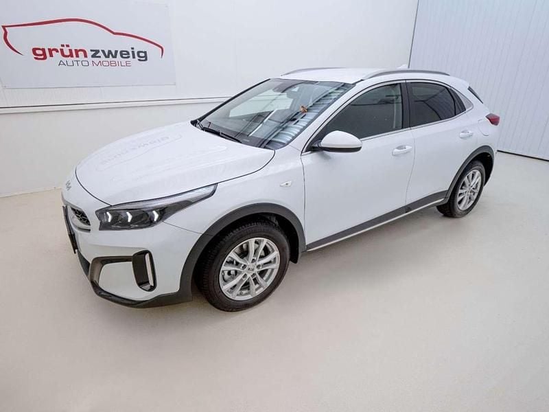 Weiß Gebraucht 2025 Kia XCeed Silver SUV | € 24.190 (Guter Preis) - Bild 1/4
