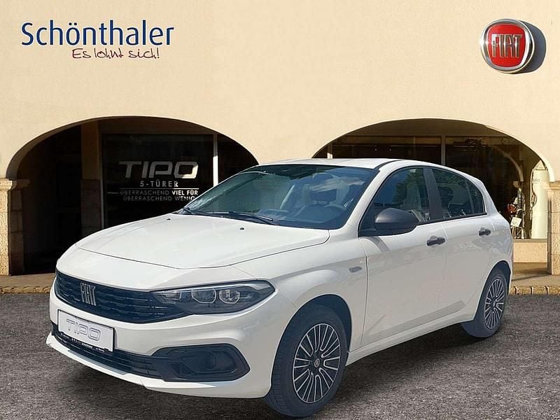 Weiß Gebraucht 2023 Fiat Tipo Limousine | € 18.490 (Fairer Preis) - Bild 1/4