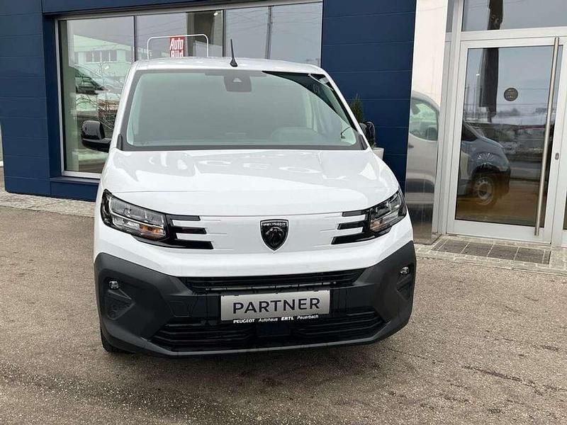Neu Peugeot Partner 131 PS (96 kW) 2025 Weiß Van / Kleinbus