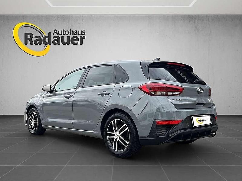 Gebraucht Hyundai i30 N Line 120 PS (88 kW) 2022 Grau Limousine