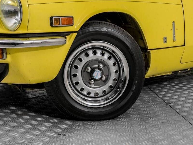 Gebraucht Triumph Spitfire 72 PS (52 kW) 1974 Gelb Cabrio