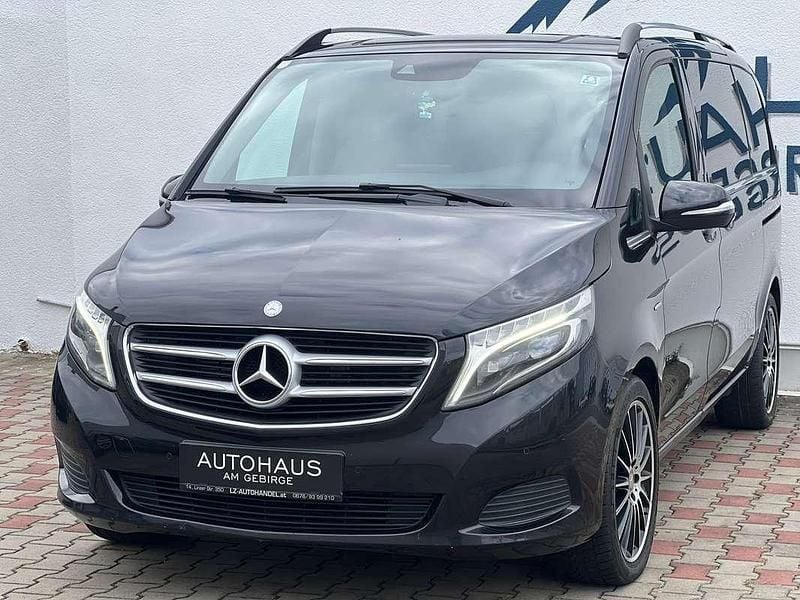 Gebraucht Mercedes V250 Avantgarde 190 PS (139 kW) 2015 Schwarz Van / Kleinbus