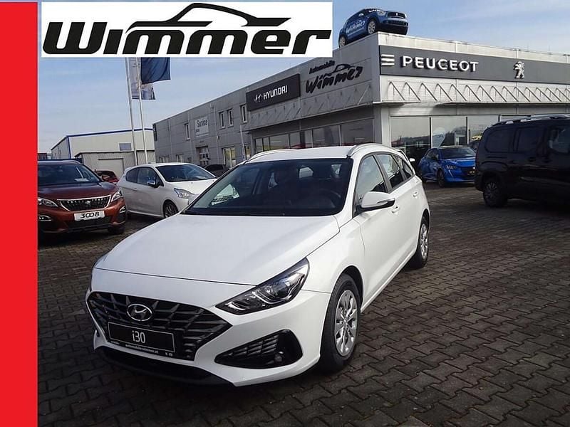Gebraucht Hyundai i30 120 PS (88 kW) 2020 Weiß Kombi