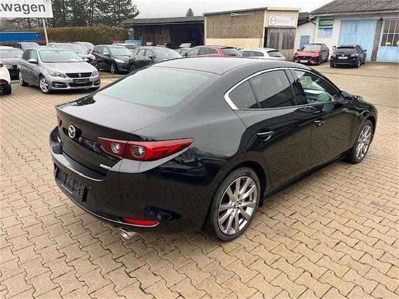 Gebraucht Mazda 3 Exclusive-Line 186 PS (136 kW) 2025 Schwarz Limousine