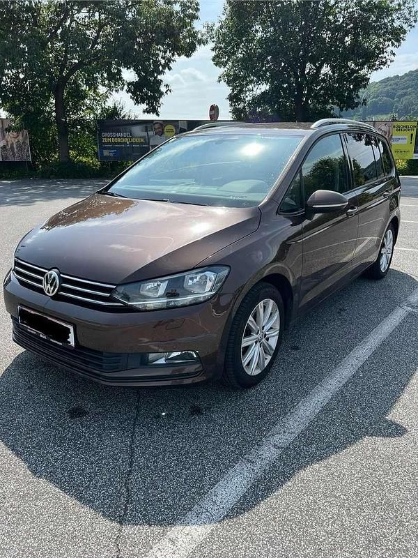 Gebraucht 2016 VW Touran Comfortline Van / Kleinbus | € 14.950 (Fairer Preis) - Bild 1/4