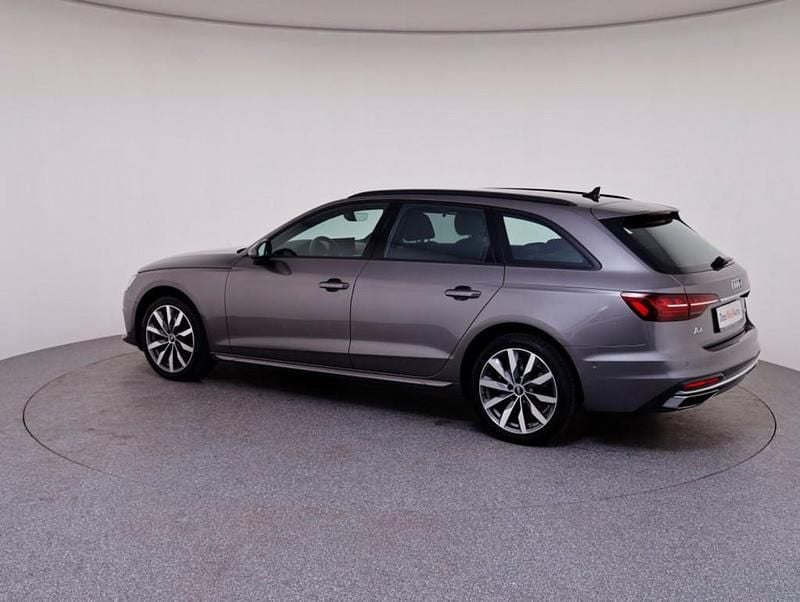 Gebraucht Audi A4 Advanced 136 PS (100 kW) 2022 Dunkelgrau  metallic Kombi