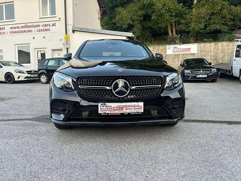 Gebraucht Mercedes GLC220 AMG line 170 PS (125 kW) 2019 Schwarz SUV