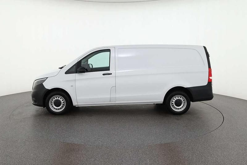 Gebraucht Mercedes Vito 163 PS (119 kW) 2021 Weiß Van