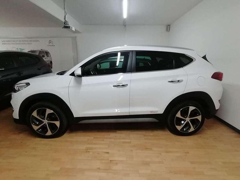 Gebraucht Hyundai Tucson Premium 177 PS (130 kW) 2018 Weiß SUV