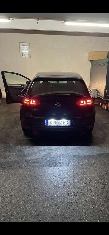 Gebraucht VW Golf VII Comfortline 90 PS (66 kW) 2013 Limousine