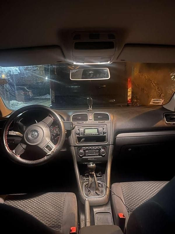 Gebraucht VW Golf VI 105 PS (77 kW) 2009 Kleinwagen