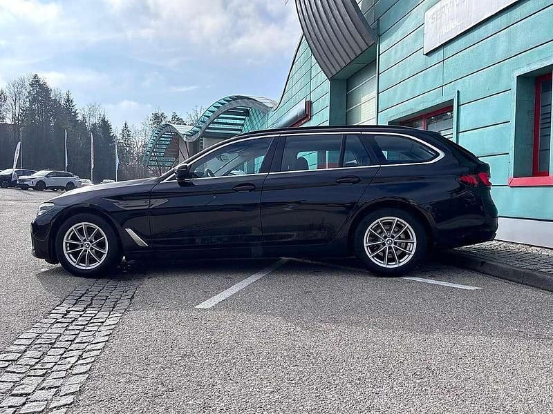 Gebraucht BMW 520 190 PS (139 kW) 2020 Schwarz Kombi