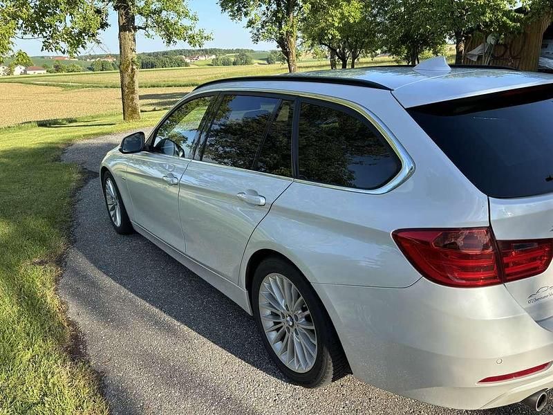 Gebraucht BMW 320 184 PS (135 kW) 2014 Kombi