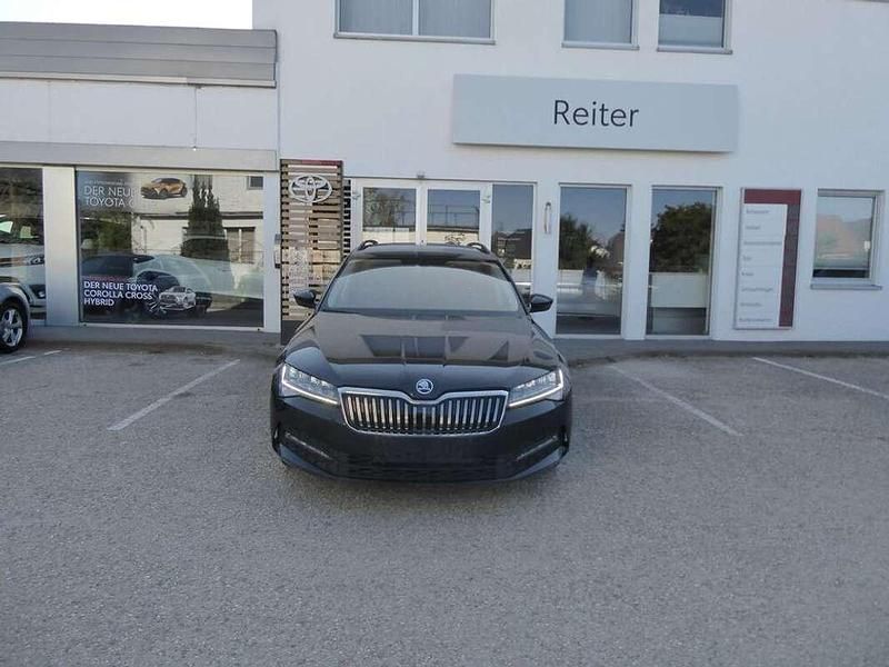 Schwarz Gebraucht 2021 Skoda Superb Kombi | € 20.990 - Bild 1/4