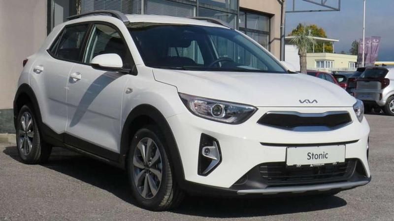 Neu Kia Stonic Silver 101 PS (74 kW) 2025 SUV