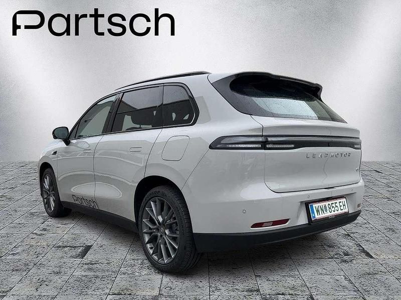 Gebraucht Leapmotor C10 160 kW (218 PS) 2025 Grau SUV