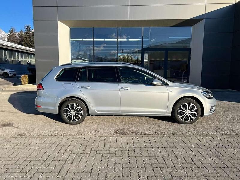 Gebraucht VW Golf VII Comfortline 116 PS (85 kW) 2019 Silber Kombi