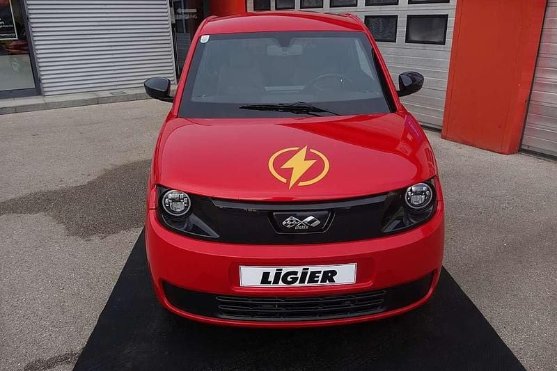 Gebraucht Ligier Myli 11 kW (16 PS) 2023 Rot Kleinwagen