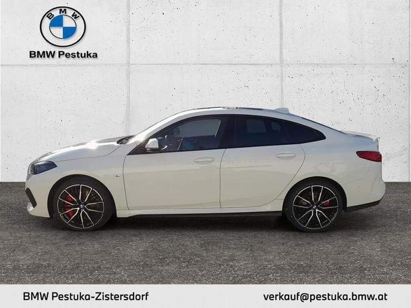 Gebraucht BMW 220 M Sport 178 PS (130 kW) 2024 Alpinweiß Coupé