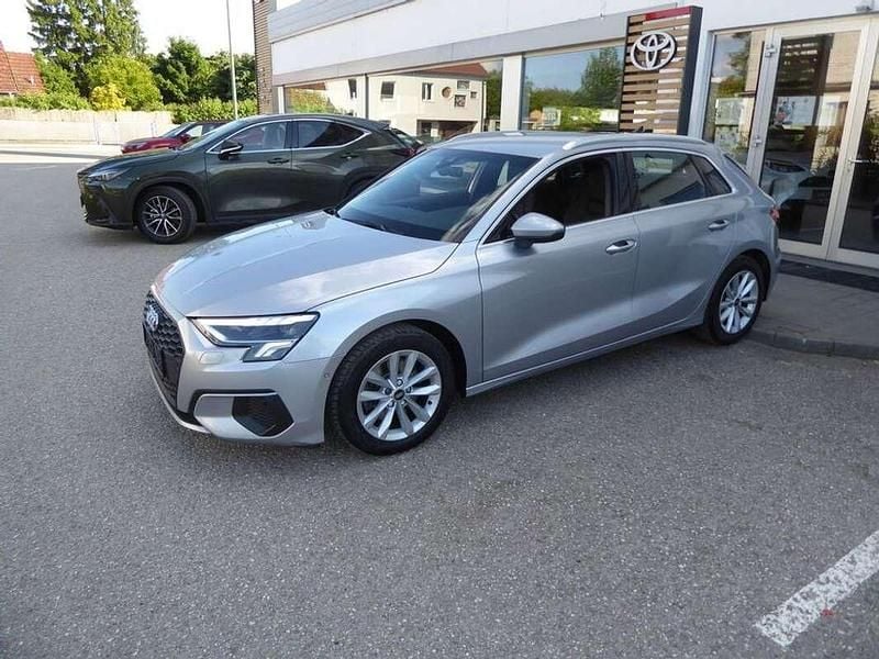 Gebraucht Audi A3 110 PS (80 kW) 2021 Silber Limousine