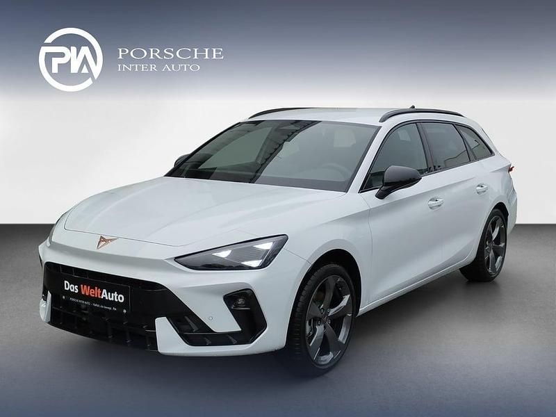 Neu Cupra Leon 150 PS (110 kW) 2026 Weiss  metallic Kombi