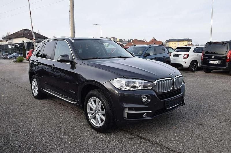 Gebraucht BMW X5 Comfort Edition 245 PS (180 kW) 2018 Grau SUV