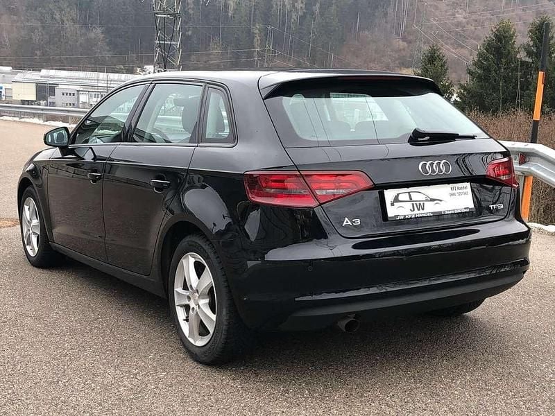 Gebraucht Audi A3 110 PS (80 kW) 2016 Schwarz Limousine