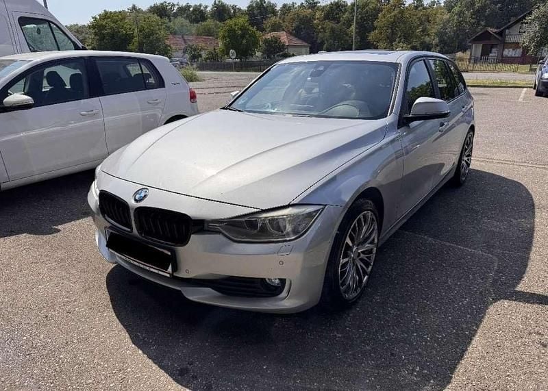 Gebraucht BMW 318 143 PS (105 kW) 2013 Kombi