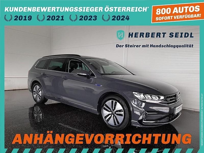 Grau Gebraucht 2021 VW Passat Sport Kombi | € 20.880 (Fairer Preis) - Bild 1/4