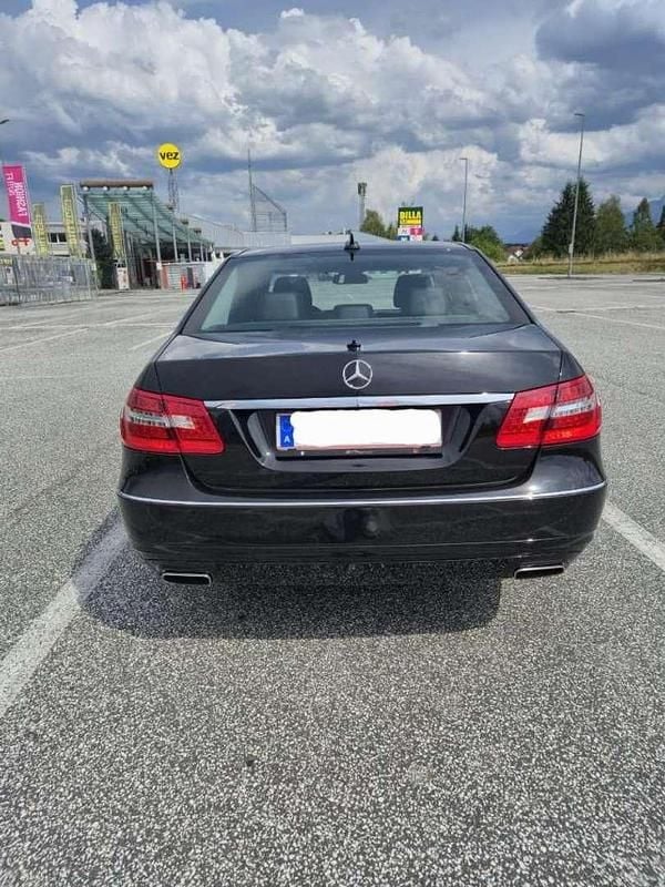 Gebraucht 2012 Mercedes E200 Avantgarde Limousine | € 14.500 (Guter Preis) - Bild 1/4