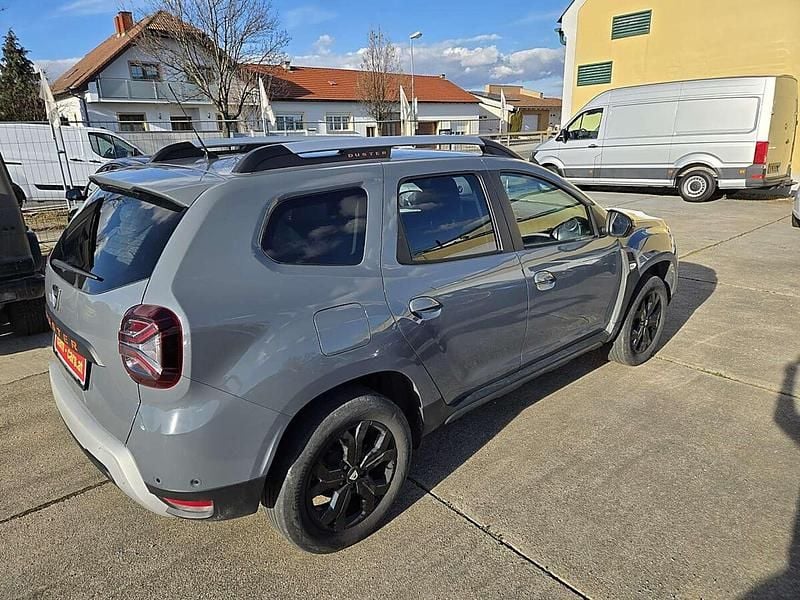 Gebraucht Dacia Duster Extreme 131 PS (96 kW) 2022 Grau SUV