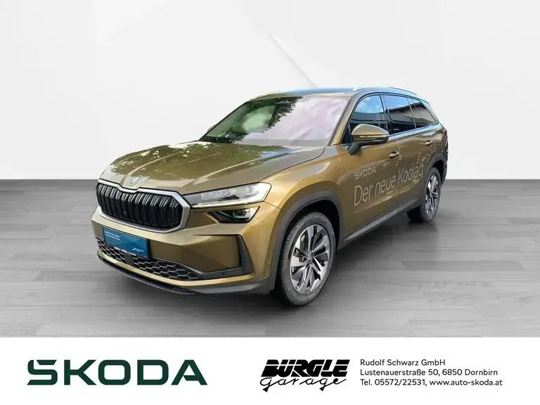 Gebraucht Skoda Kodiaq Selection 150 PS (110 kW) 2024 Hellbraun  metallicperleffekt SUV