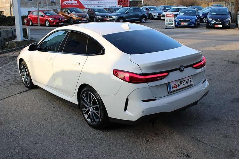 Gebraucht BMW 218 M Sport 136 PS (100 kW) 2022 Weiß Coupé