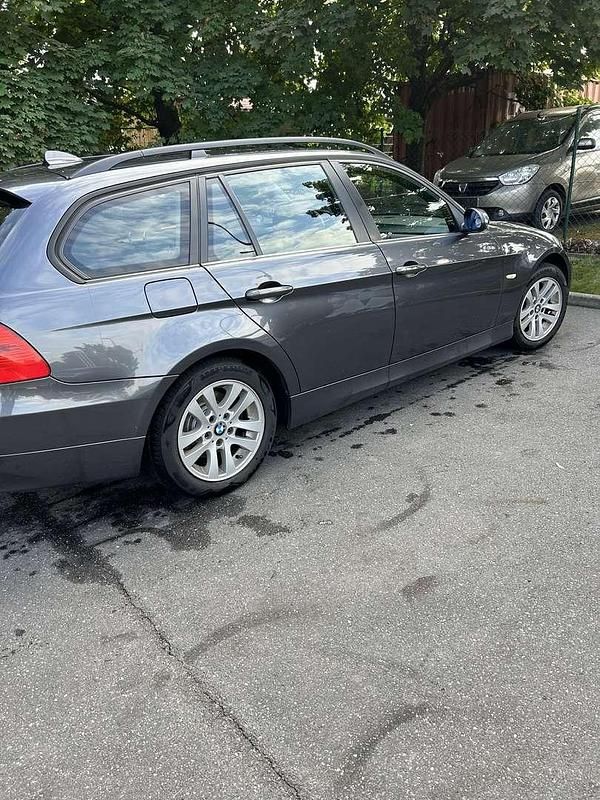 Gebraucht BMW 320 150 PS (110 kW) 2006 Kombi