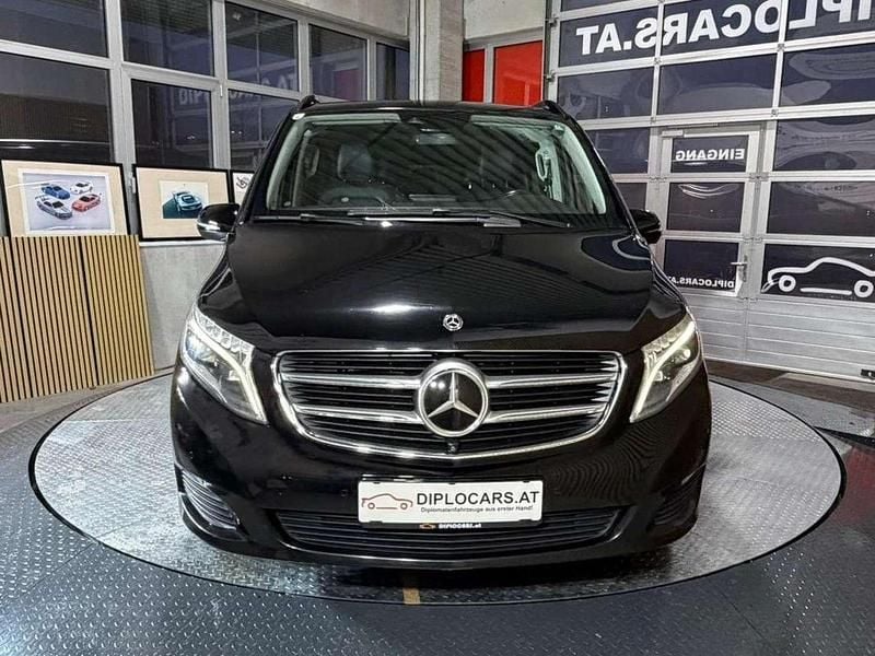 Gebraucht Mercedes V220 190 PS (139 kW) 2017 Schwarz Van / Kleinbus